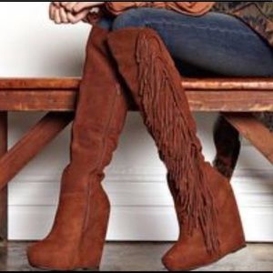 Badgess fringe camel suede boots